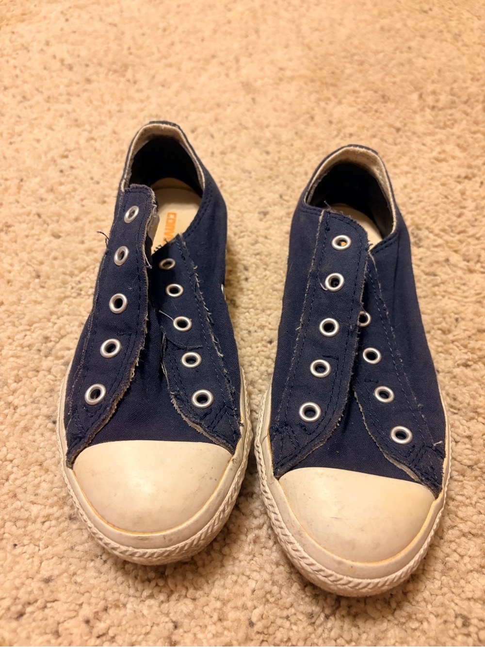 Classic Navy Slip-On Canvas youth Sneakers